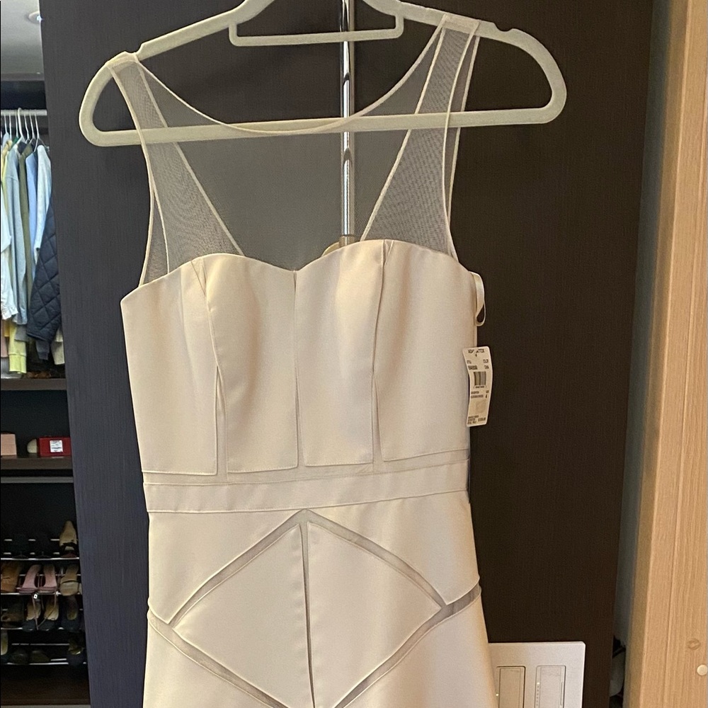 Aidan Mattox never worn beige beautiful evening gown.